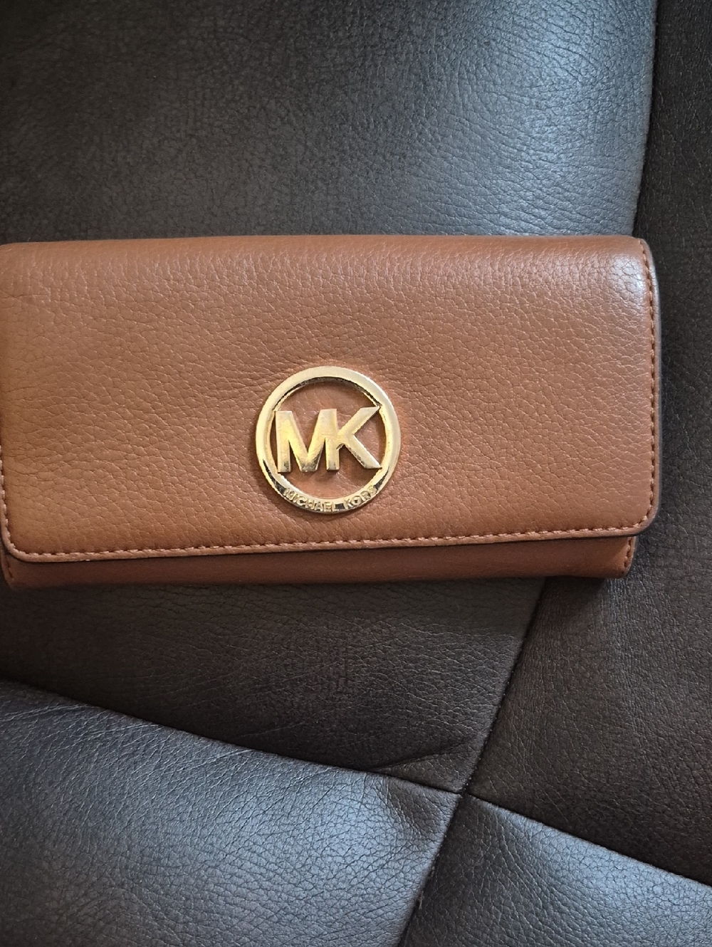 Michael Kors Fulton Tan Leather Carryall Wallet with Gold MK Emblem